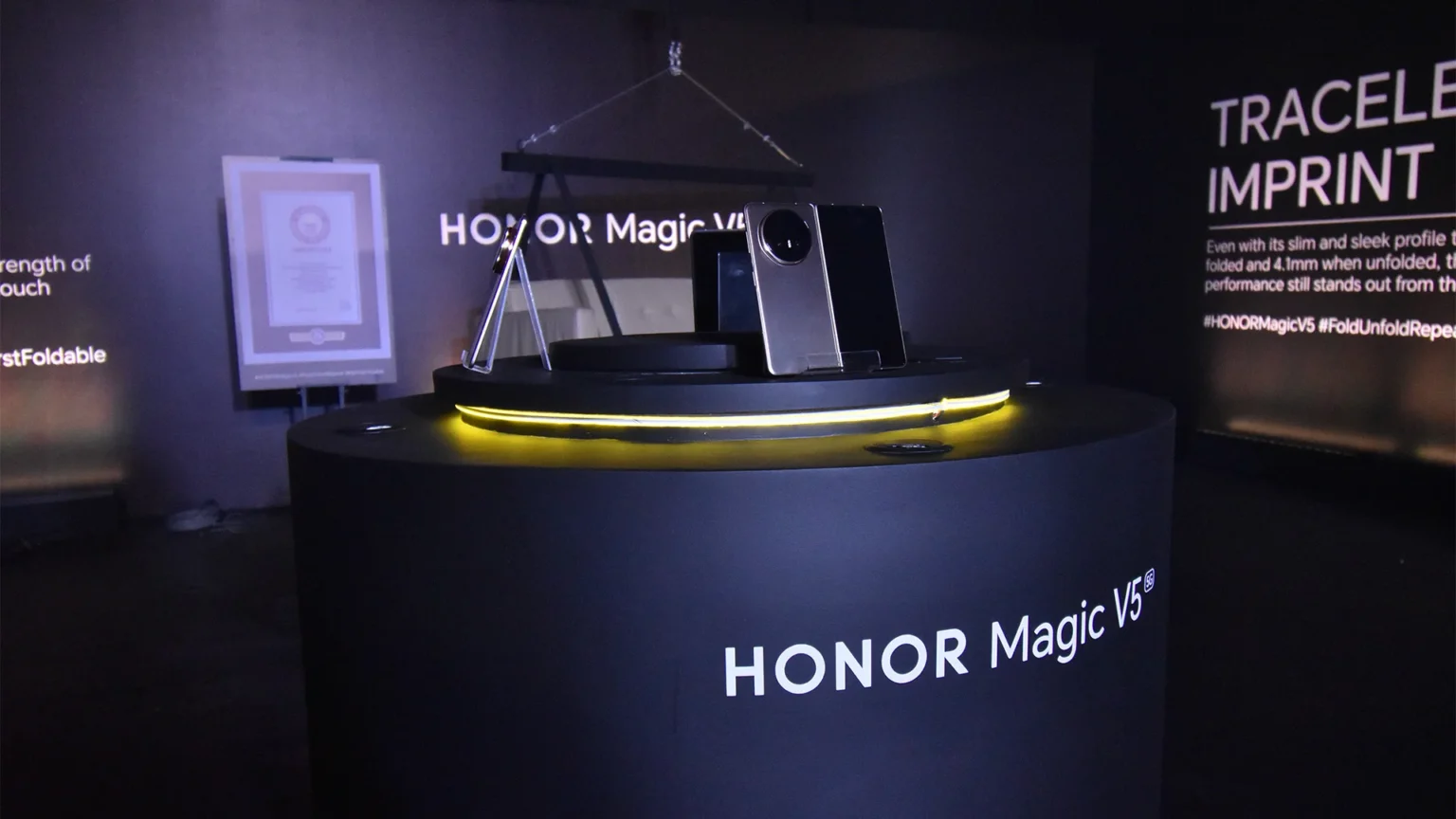 Honor-Magic-V5-2